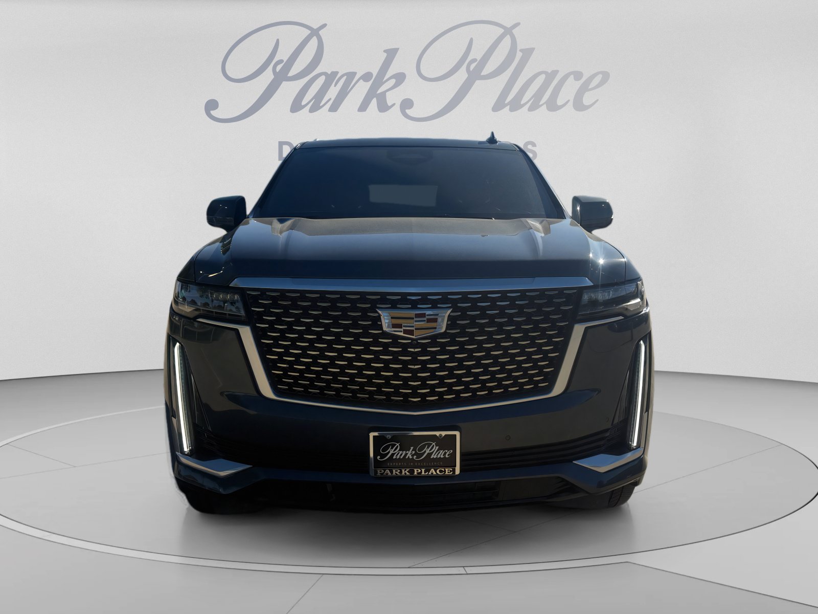 Used 2021 Cadillac Escalade Premium Luxury w/ Driver Assist Tech Package AWD/4WD image 8