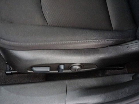 Used 2023 Chevrolet Malibu LT image 19