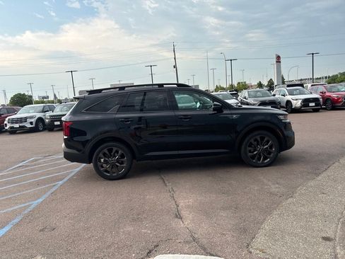 Used 2023 Kia Sorento X-Line EX AWD/4WD image 4