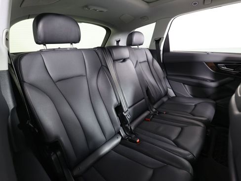 Used 2018 Audi Q7 3.0T Prestige w/ Prestige Package image 22