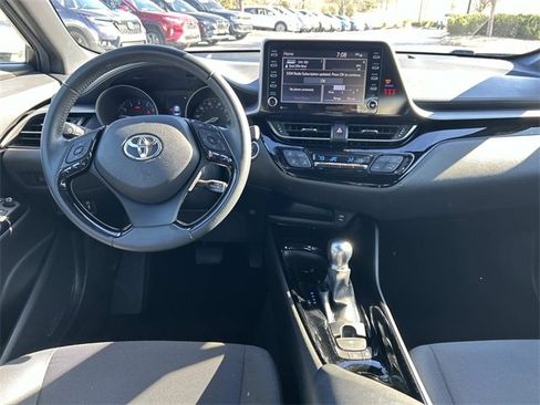 Used 2021 Toyota C-HR LE image 16
