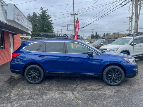 Used 2016 Subaru Outback 2.5i Limited image 8