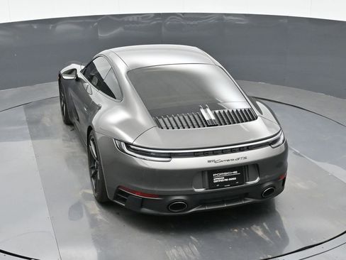Certified 2022 Porsche 911 Carrera GTS image 28