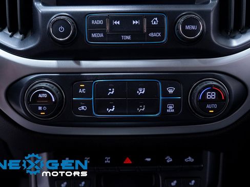 Used 2018 Chevrolet Colorado ZR2 image 14