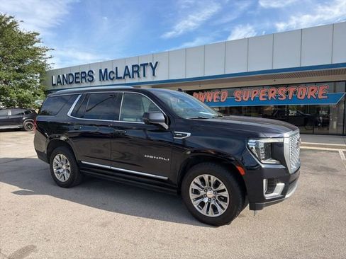 Used 2022 GMC Yukon Denali AWD/4WD image 1