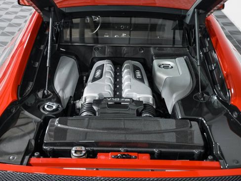 Used 2012 Audi R8 V10 image 37