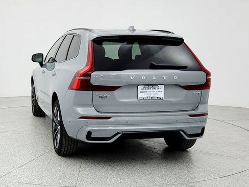New 2026 Volvo XC60 T8 Plus image 6