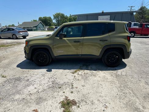 Used 2015 Jeep Renegade Sport w/ Power & Air Group FWD image 10