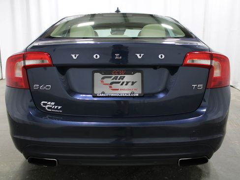 Used 2015 Volvo S60 T5 Platinum FWD image 7