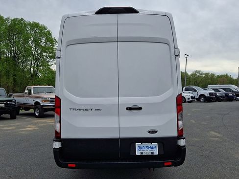 Used 2023 Ford Transit 250 148 High Roof Extended RWD image 5