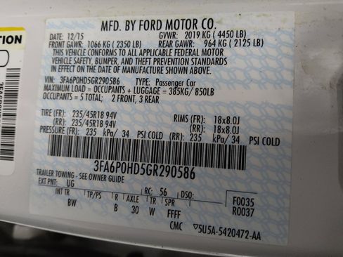 Used 2016 Ford Fusion SE w/ Equipment Group 202A FWD image 33