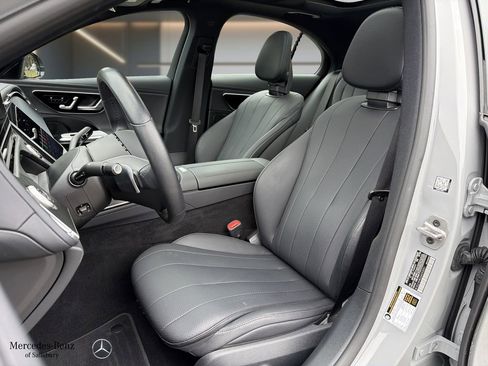 Certified 2025 Mercedes-Benz E 350 4MATIC Sedan image 8