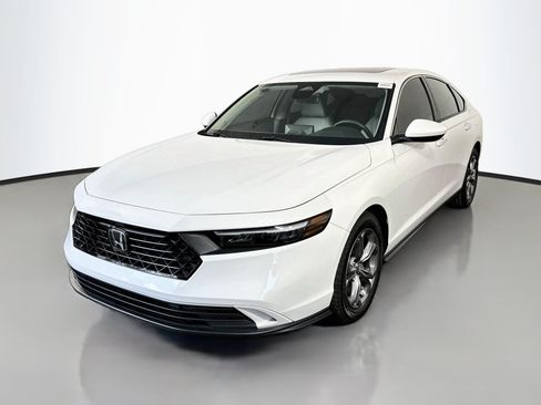 Used 2024 Honda Accord EX image 4