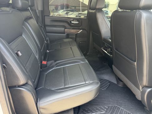 Used 2021 GMC Sierra 2500 Denali w/ Denali Ultimate Package AWD/4WD image 25