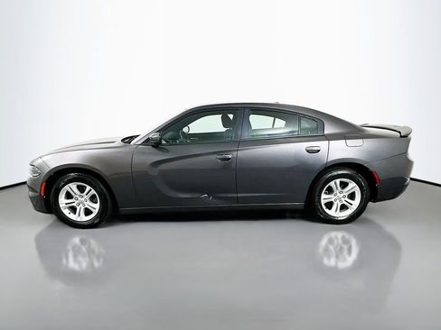 Used 2020 Dodge Charger SXT RWD image 8
