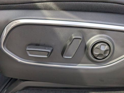 New 2026 Jeep Grand Wagoneer Limited w/ Premium Group II image 16