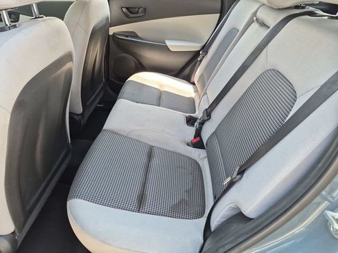Used 2022 Hyundai Kona SE FWD image 20
