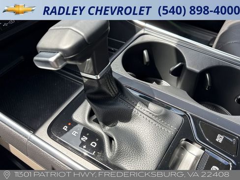 Used 2026 Kia Carnival SX FWD image 11