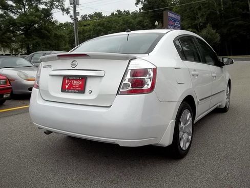 Used 2011 Nissan Sentra 2.0 S image 3