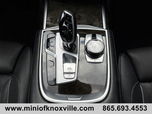 Used 2022 BMW 750i xDrive w/ Executive Package AWD/4WD image 26