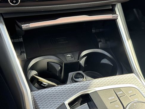 Used 2025 BMW M340i image 21