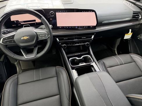 New 2026 Chevrolet Traverse High Country image 35