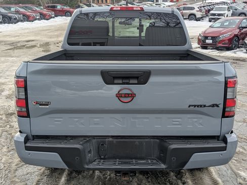 Used 2024 Nissan Frontier PRO-4X w/ Technology Package image 6