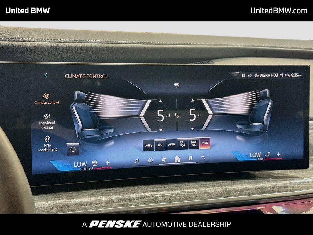 Certified 2025 BMW 740i w/ Premium Package RWD image 18