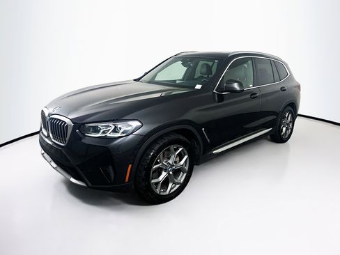 Used 2024 BMW X3 sDrive30i w/ Convenience Package image 3