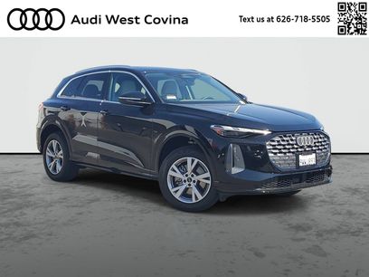 Used 2025 Audi Q5 Premium w/ Convenience Package