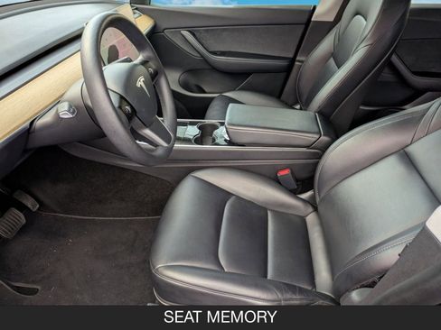 Used 2021 Tesla Model Y 2WD image 14