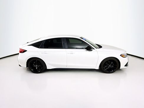 Used 2024 Honda Civic Sport image 2