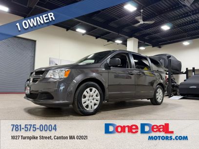 Used 2019 Dodge Grand Caravan SE w/ Rear Park Assist Package