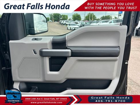 Used 2018 Ford F150 XLT AWD/4WD image 27