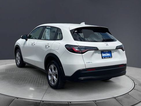 Certified 2024 Honda HR-V LX image 3