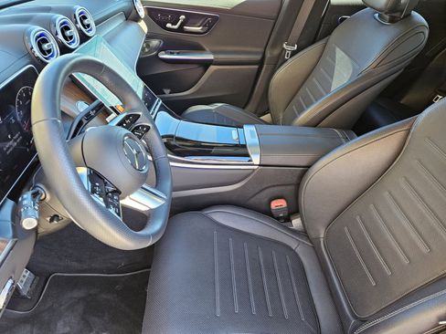Certified 2025 Mercedes-Benz GLC 300 image 13