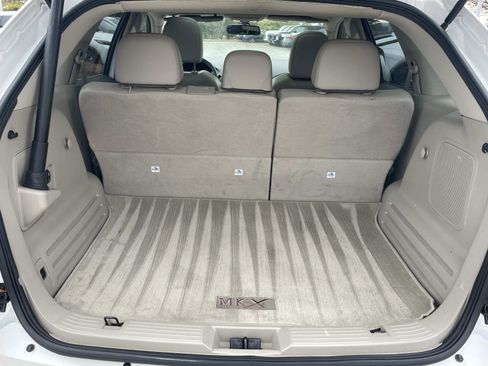 Used 2011 Lincoln MKX 2WD w/ 102A Rapid Spec Order Code image 8