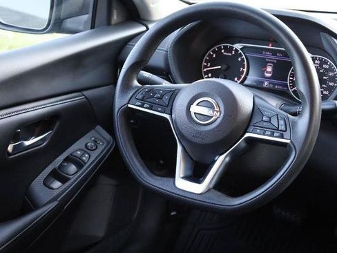 Certified 2025 Nissan Sentra SV FWD image 22