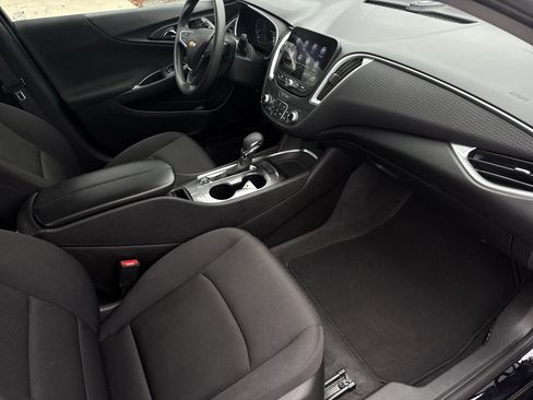 Certified 2024 Chevrolet Malibu LT image 30