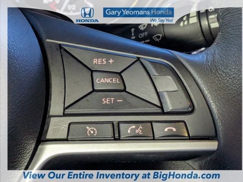 Used 2017 Nissan Rogue SL w/ SL Premium Package FWD image 26