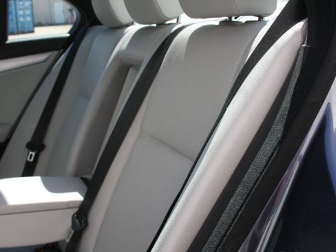 Used 2009 Mercedes-Benz C 300 4MATIC Sedan image 36