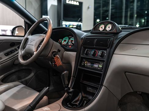 Used 1997 Ford Mustang Convertible image 23