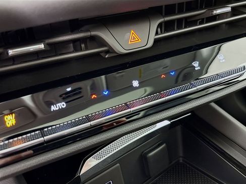 New 2026 Buick Envision Sport Touring AWD/4WD image 16