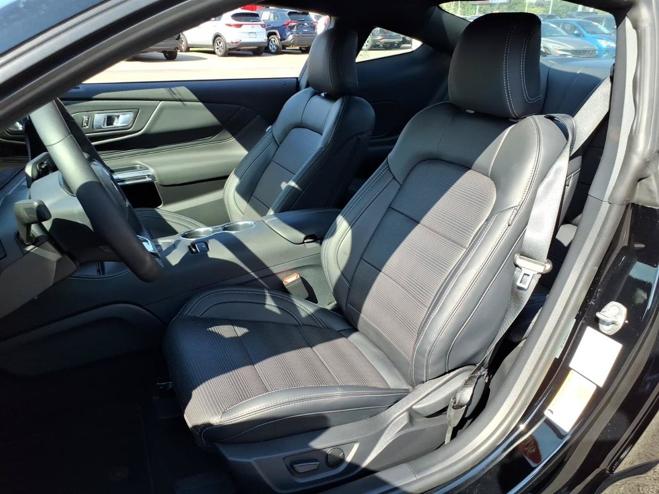 Used 2026 Ford Mustang Premium RWD image 6