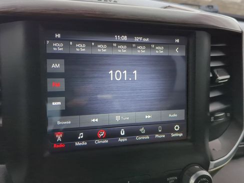 Used 2020 RAM 2500 Laramie image 18