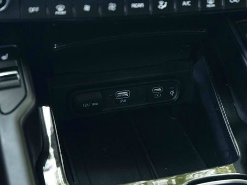 Used 2025 Kia Telluride S FWD image 34