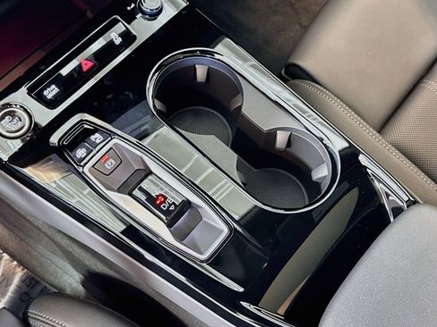 New 2027 Audi A6 e-tron Prestige AWD/4WD image 14