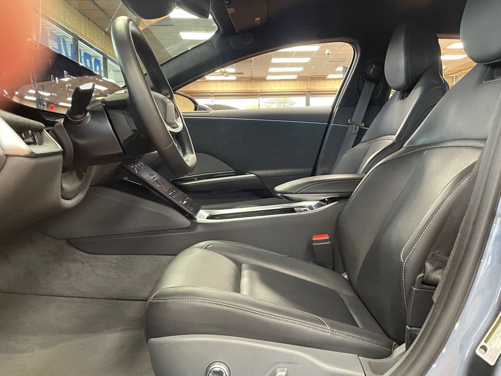 Used 2024 Lucid Air Pure RWD image 13