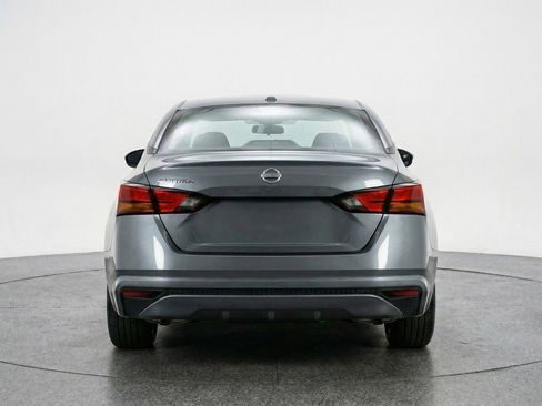 Used 2025 Nissan Altima 2.5 SV image 7