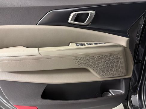 New 2026 Kia Carnival FWD image 14
